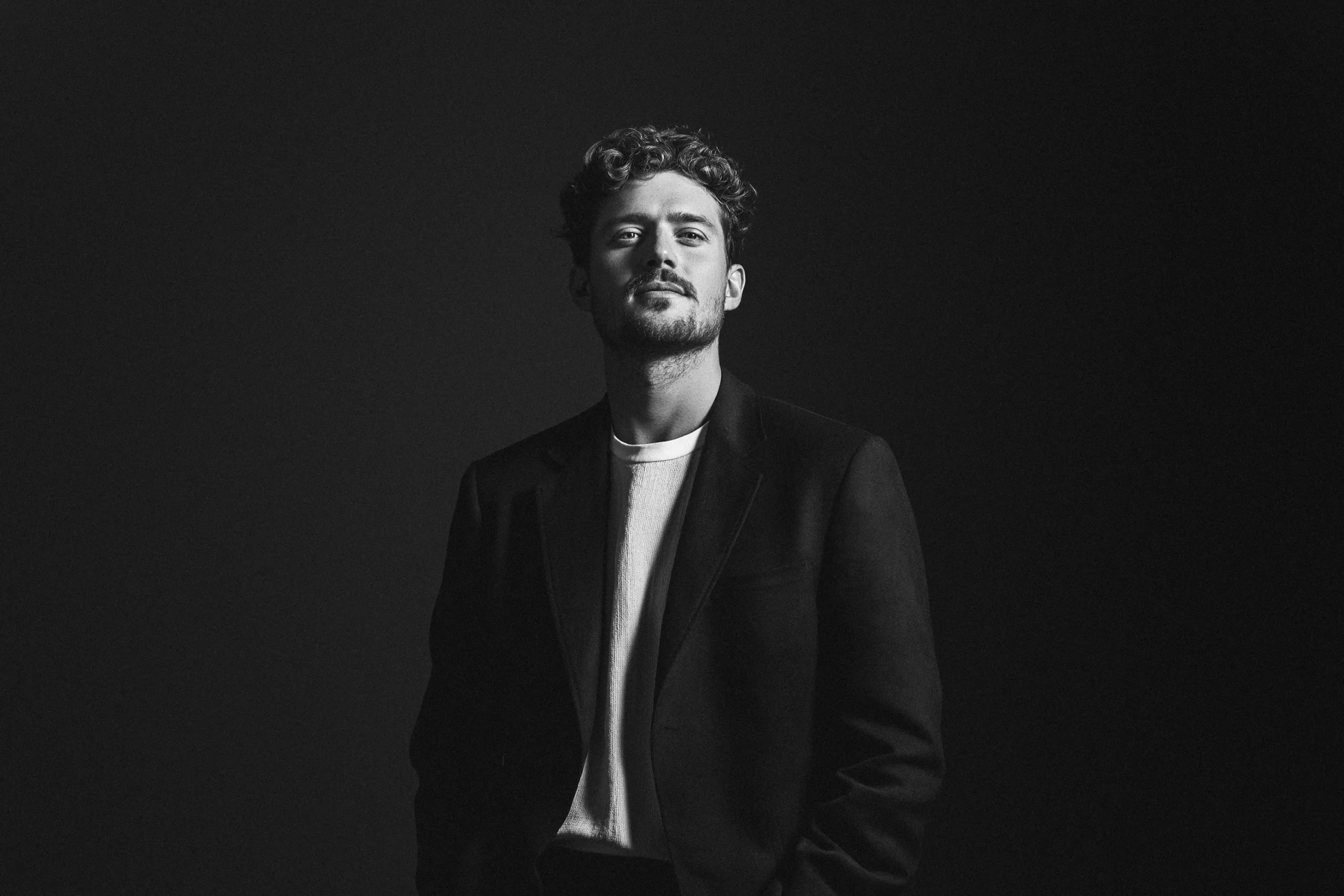 Cannes Image by notthoff La Biosthétique Friseur SW Mann Chic modeische Frisur mit dauerwelle 1 16 03 25